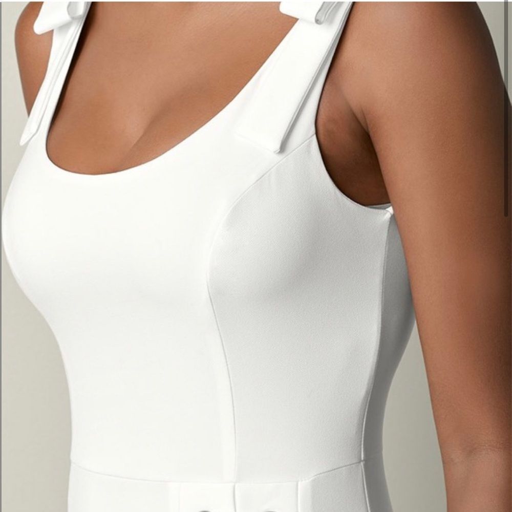 Venus white grommet tie midi dress size small - Picture 4 of 10